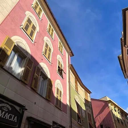 Carruggio 151-3 아파트 *